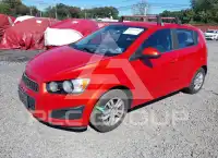 2013 Chevrolet Sonic фото