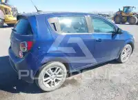 2013 Chevrolet Sonic фото