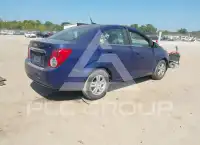 2013 Chevrolet Sonic photo