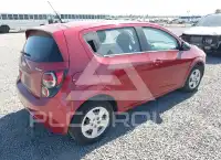 2013 Chevrolet Sonic фото