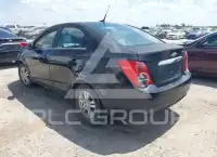 2013 Chevrolet Sonic фото