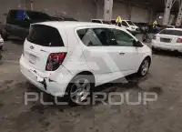 2013 Chevrolet Sonic фото