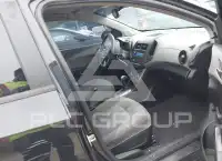 2013 Chevrolet Sonic фото