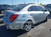 2013 Chevrolet Sonic фото