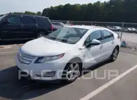 2013 Chevrolet Volt фото