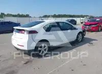 2013 Chevrolet Volt фото