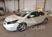 2013 Chevrolet Volt фото