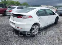 2013 Chevrolet Volt фото