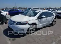 2013 Chevrolet Volt фото
