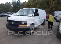 2013 Chevrolet Express photo