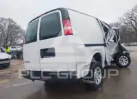 2013 Chevrolet Express photo