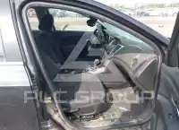 2013 Chevrolet Cruze фото