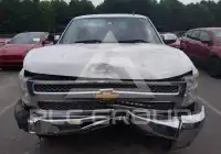 2013 Chevrolet Silverado photo