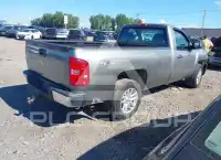 2013 Chevrolet Silverado photo