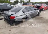 2013 BMW 550 фото