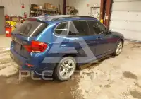 2013 BMW X1 photo