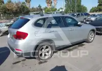 2013 BMW X1 фото