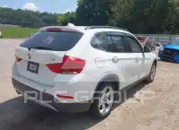 2013 BMW X1 фото