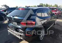 2013 BMW X1 фото