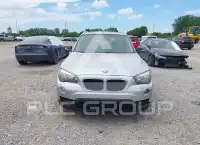 2013 BMW X1 фото