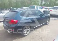 2013 BMW X1 photo