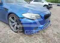2013 BMW M5 photo