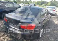 2013 BMW 328 photo