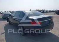2013 BMW 750 фото