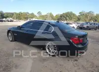 2013 BMW 750 фото