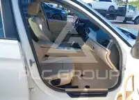 2013 BMW 320 фото