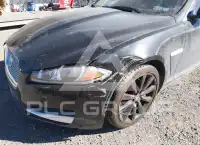 2013 Jaguar XF фото