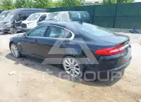 2013 Jaguar XF фото