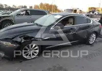 2013 Jaguar XF photo