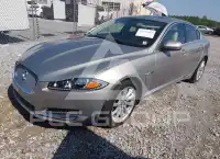 2013 Jaguar XF фото