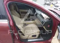 2013 Jaguar XF фото