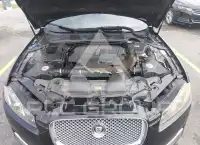 2013 Jaguar XF фото