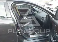 2013 Jaguar XJ photo