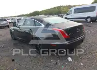 2013 Jaguar XJ photo