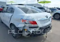 2013 Buick LACROSSE photo
