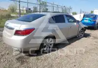 2013 Buick LACROSSE photo