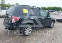 2013 Subaru Forester фото