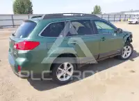 2013 Subaru Outback photo