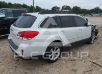 2013 Subaru Outback photo