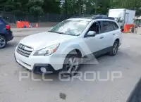 2013 Subaru Outback photo