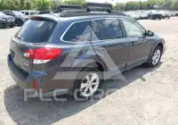 2013 Subaru Outback photo