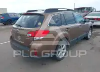 2013 Subaru Outback photo