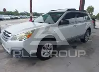 2013 Subaru Outback photo