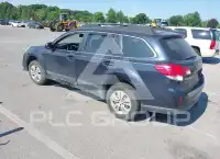 2013 Subaru Outback photo