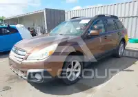 2013 Subaru Outback photo