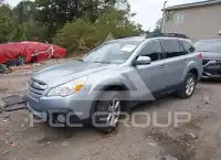 2013 Subaru Outback photo